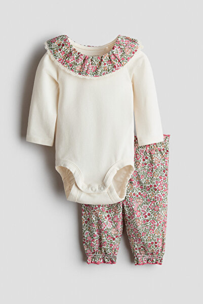 H&M Pamuklu Body ve Pantolon İçeren 2 Parçalı Set