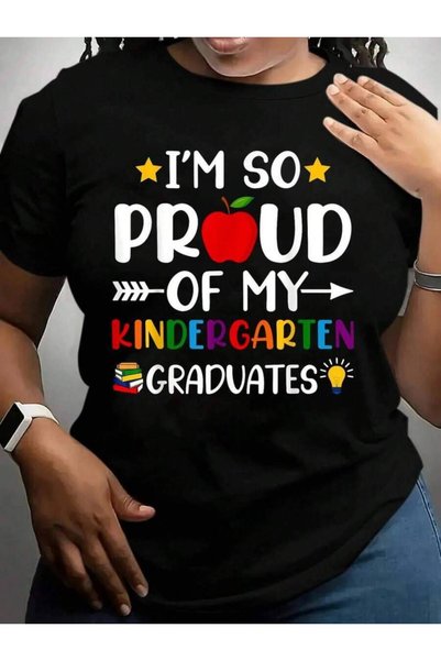 29CUN تي شيرت أسود مطبوع عليه عبارة "Proud Of My Kindergarten Graduates Last ...