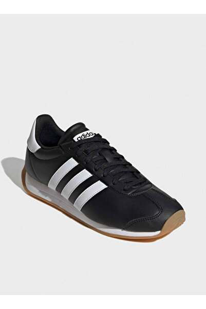adidas Men Runvista Striped Lace-Up Sports Shoes