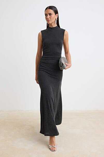 Trendyol Collection Rochie midi tricotată neagră cu sclipici TPRSS26EL00253