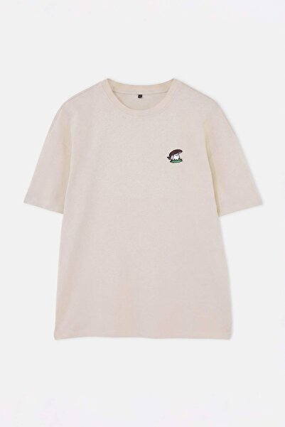 Trendyol Collection Tricou bej oversize/larg, cu broderie ciuperci, 100% bumb...