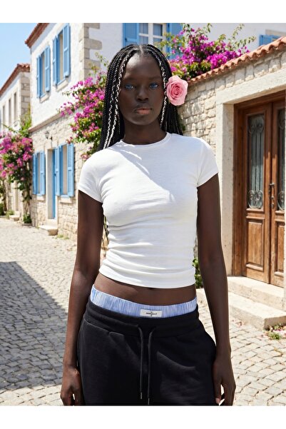 NİCE Βασικό μονόχρωμο κοντομάνικο μπλουζάκι με λαιμόκοψη ποδηλάτου - Στυλ που...