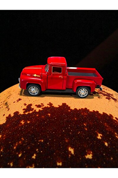 Pravalia Magica Pickup clasic 1:32 - Cu mecanism pull-back - Roșu