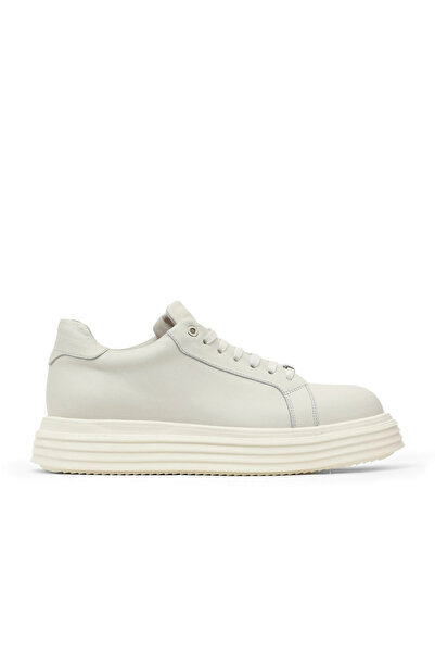 Bueno Shoes حذاء رياضي رجالي من الجلد الكريمي بامبي 34ma9426