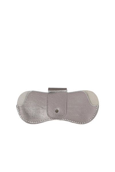 BUENO Silver Shiny Leather Glasses Case