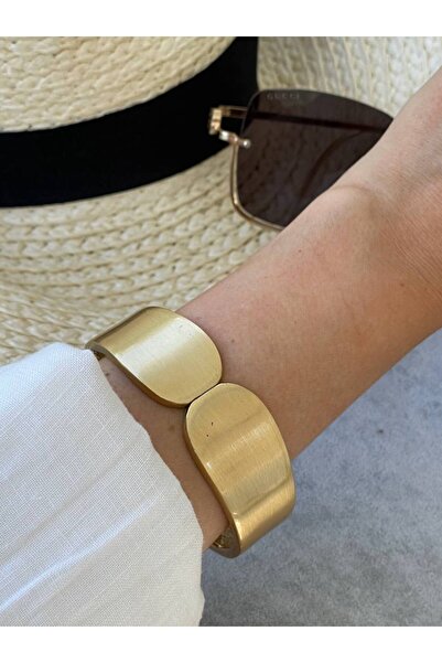 Luxiva Matte Gold Plated Handcuff Bracelet