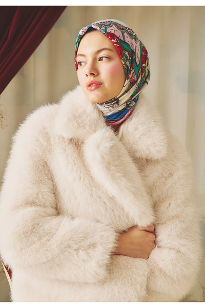 Freshscarfs Eșarfă din viscoză cu model Frumoasa și Bestia, Roz Visător