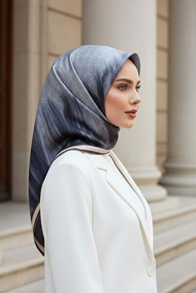 Vissona 100% Twill İpek Monogram Desenli Gri Renkli 90x90 Dikim Şekli : El Di...