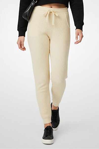 M Lounge Women Regular Fit Textured Jogger Pants, Off White