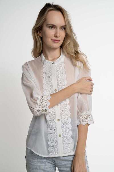 mica Women's Ruffled Front 3/4 Sleeve Blouse