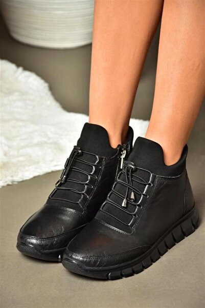 Fox Shoes R555301003 حذاء نسائي أسود من الجلد الطبيعي مريح لتقويم العظام