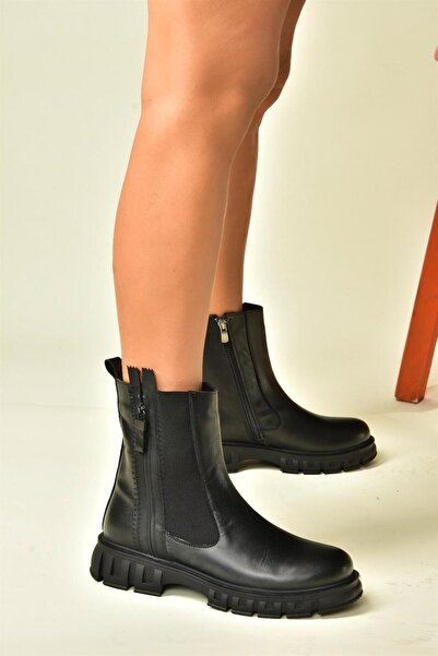Fox Shoes حذاء نسائي يومي من الجلد الطبيعي باللون الأسود N555102703