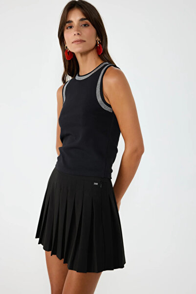 No Matter What Taş Detaylı Sıfır Kol Slim Fit Body