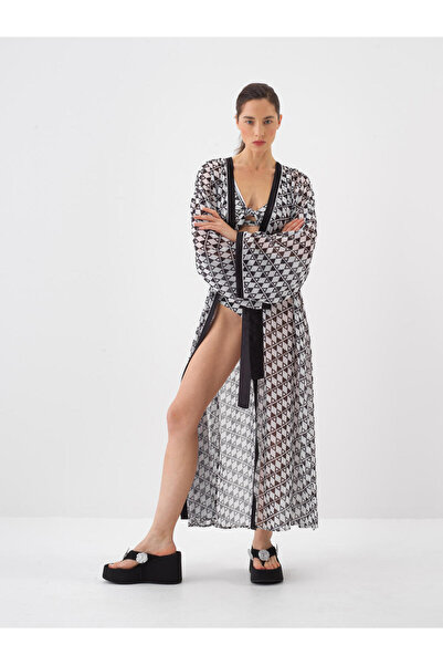 Xint Kadın Siyah Formunu Koruyan Oversize Kimono