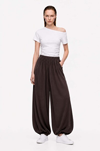 HAKKE Modal Baggy Trousers