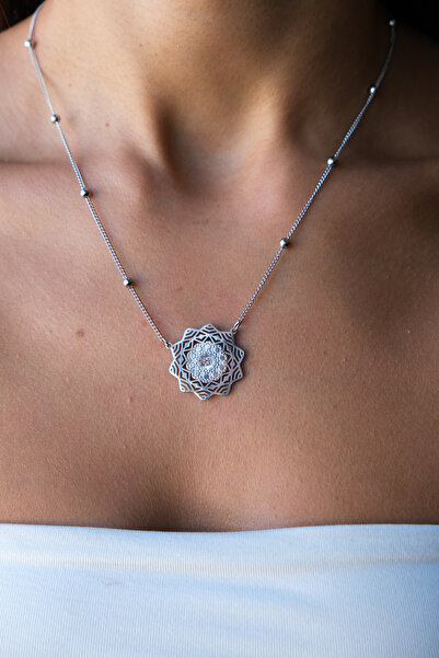Serenite Collection قلادة الشمس الصلب