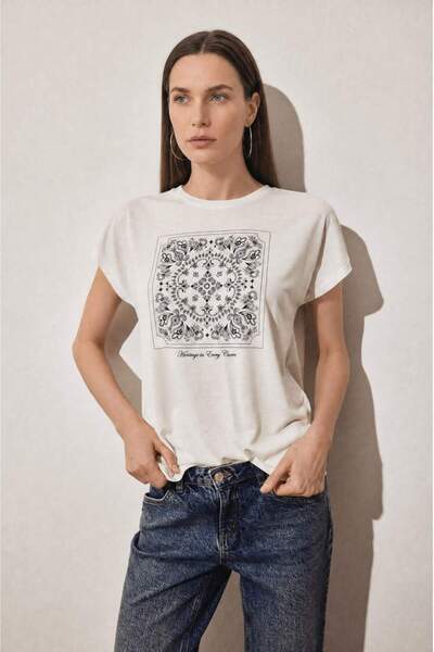 DeFacto Regular Fit Crew Neck Patterned Short Sleeve Ecru T-Shirt I4105Ax26Au