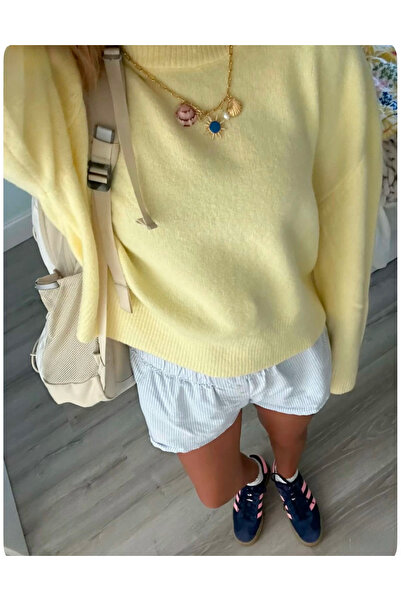 Gülce moda Women's Lemon Yellow Crew Neck Soft Textured Oversize Knit Sweater