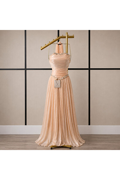 GORI FASHION فستان ناعم باطلالة مبهرة