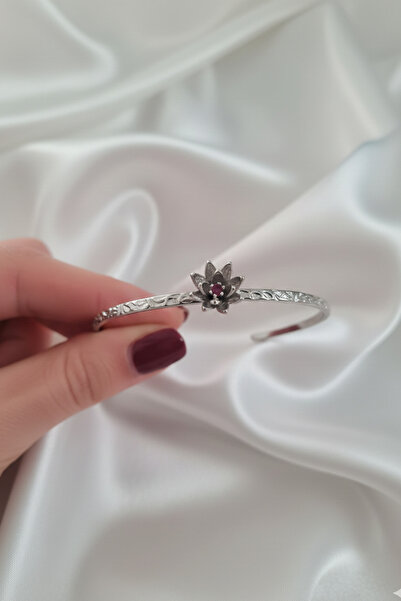 Süspüs Accessories Silver Renk Ayarlanabilir Dövme Kelepçeli Krizantem Çiçeği...