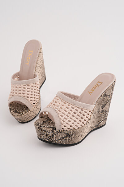 Madam Tarz DZY-1020 Ψάθινες παντόφλες με λεπτομέρεια από δέρμα φιδιού