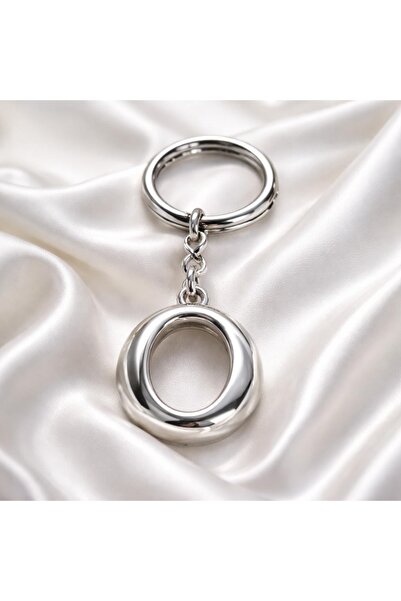 Luvia Accesories سلسلة مفاتيح معدنية على شكل حرف O