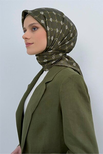 Armine Monogram Desen 2026 Saf İpek Sura Eşarp