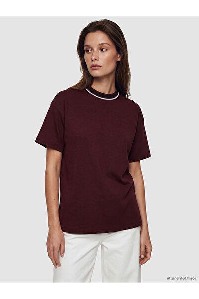 LC Waikiki Rmz Gi̇yi̇m Farkiyla Zero Roba Yaka Soft Touch Women's T-Shirt
