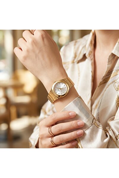 PERFECT Luxury Gold Women's Watch with Round Dial and Rhinestones - Classic I...