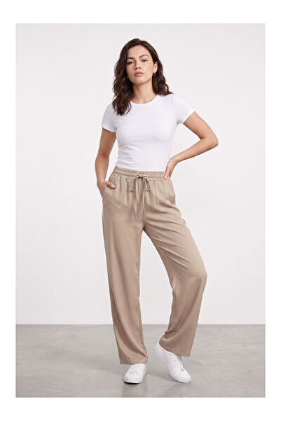 LC Waikiki Nevavm Women's Pants with Elastic Waist and Pockets, Comfortable F...