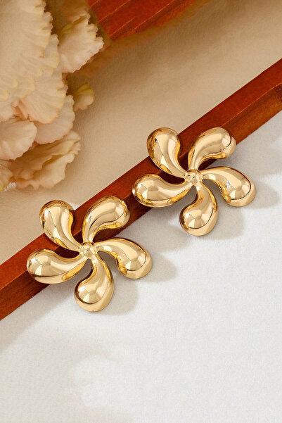 THE Steel Women's Gold Color Flower Model Earrings Shiny Design Stylish Earrings