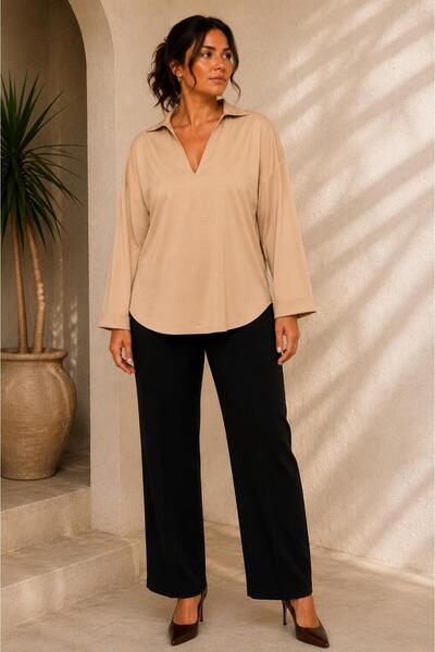 ALEXANDERGARDI V-Neck Flowy Oversized Blouse