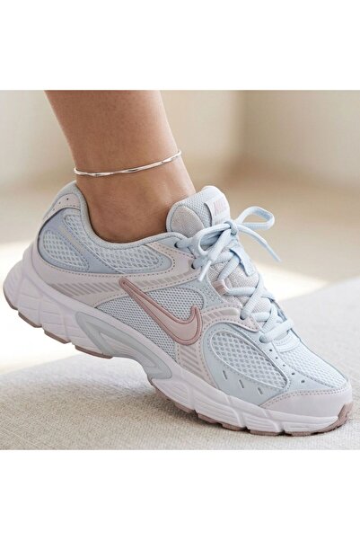 Nike Spor Ayakkabı Günlük V5 RNR Rahat Spor Ayakkabı (DAR KALIPLIDIR) Kadın A...