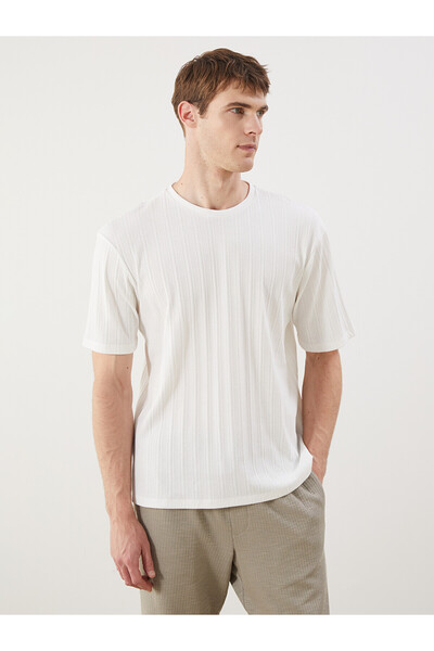 LC Waikiki Özmarka New Season Crew Neck Men's Textured T-Shirt