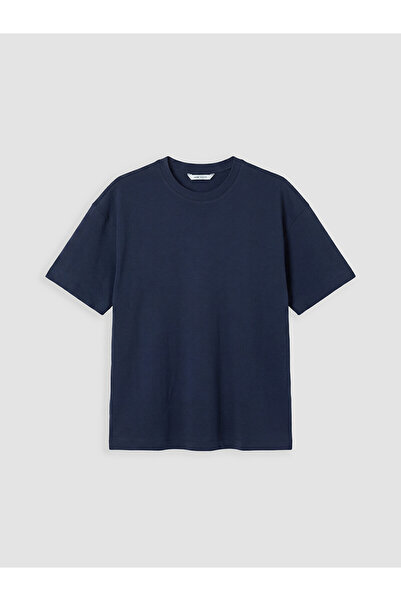 LC Waikiki Nevavm 100% Cotton Loose Fit Basic Soft Touch T-Shirt with a Diffe...