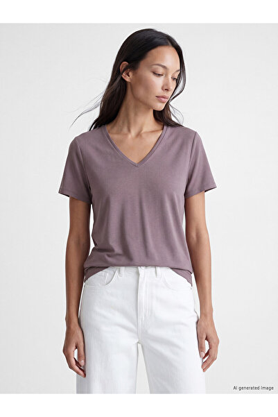 LC Waikiki V Planting Women's T-Shirt for Style Enthusiasts from Uzg Store