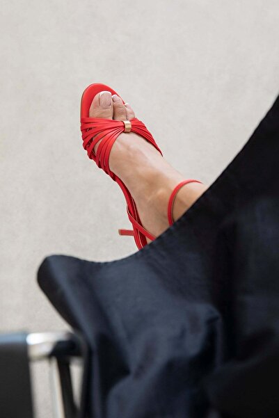 STRASWANS Madiwa Women's Heeled Satin Sandals Red