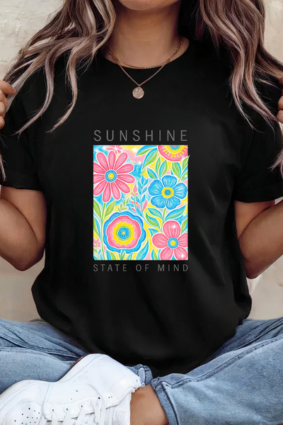 Sarah's Boutique Women's T-shirt – 100% cotton – Sunshine Garden