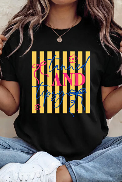 Sarah's Boutique Women's T-shirt – 100% cotton – Tanned Stripes