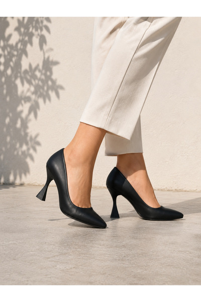 medy Sivri Burun 9 cm Topuklu Ayakkabı Stiletto