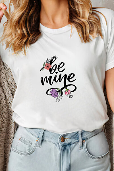 Sarah's Boutique Women's T-shirt – 100% cotton – Be Mine