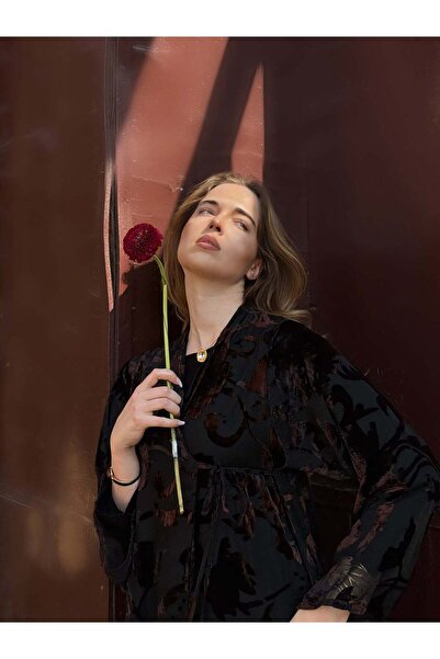 La Vie en Rose عباية موديست سيسترز (طقم من 3 قطع)