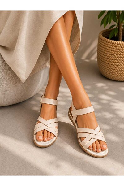 MODA sandalet