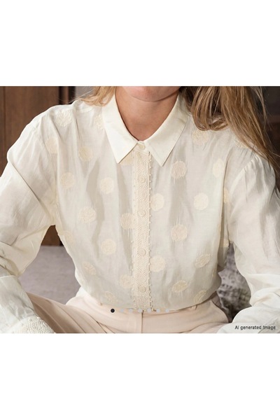 aprido Organized Tulle Floral Embroidered Ecru Women's Shirt
