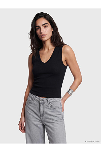 LC Waikiki Black V-Neck Women's Athlete