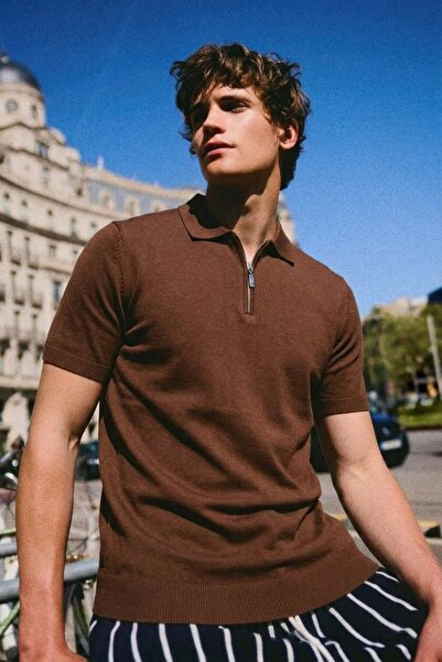 comstar Tricou cu guler polo maro pentru bărbați, în tendințe de modă