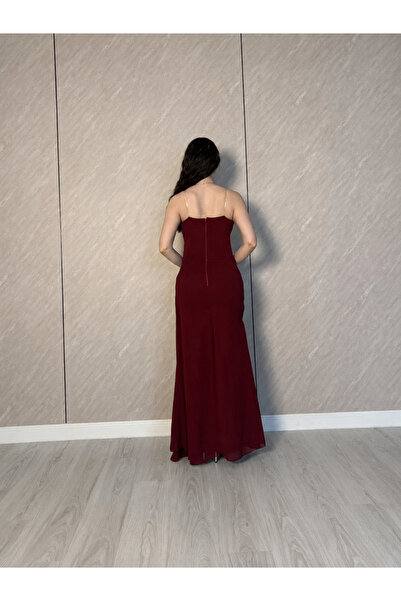 elin فستان سهرة عنابي فاخر بتطريز كريستالي وكورسيه