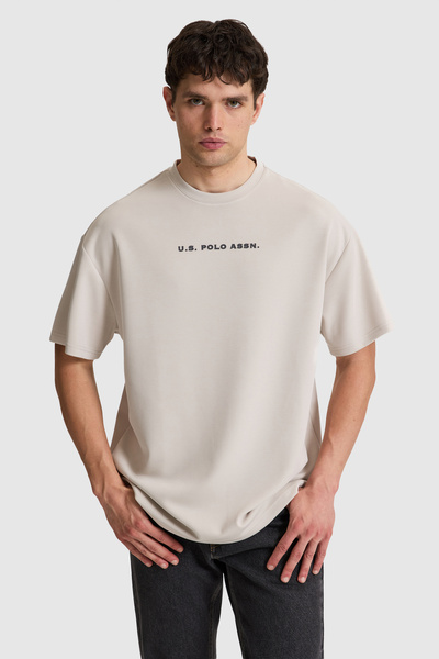 U.S. Polo Assn. تي شيرت رجالي بقصة واسعة وياقة دائرية من Stone 50322539-VR049