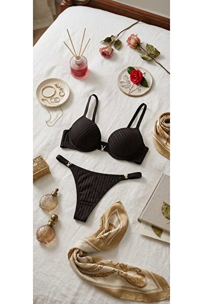 WOMEN'S WORLD FANTASY Striped V-Detailed Push up Bra and Panties Set