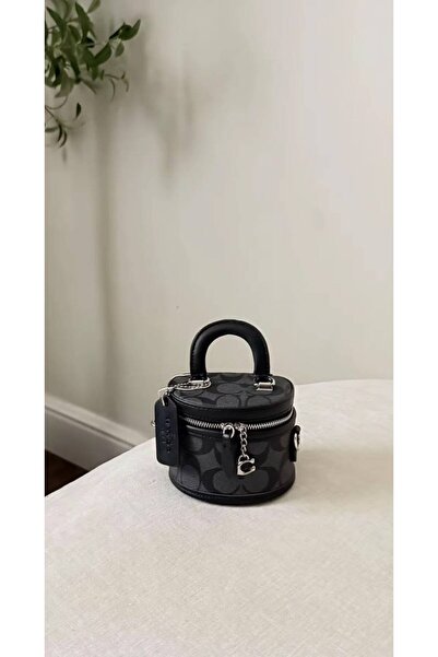 Generic High-End Handbag
